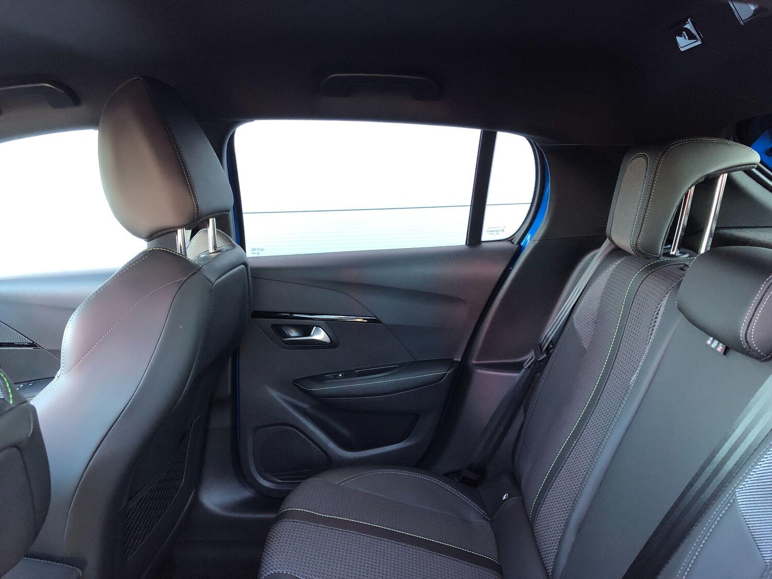 Used Peugeot E-208 2024 for sale - 76549947: Photo 18