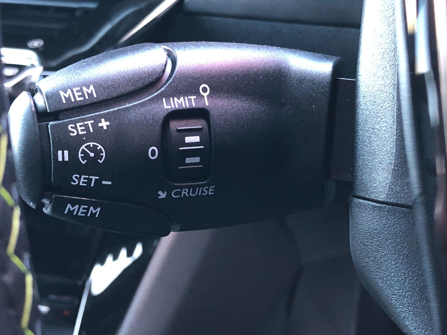 Used Peugeot E-208 2024 for sale - 76549947: Photo 28