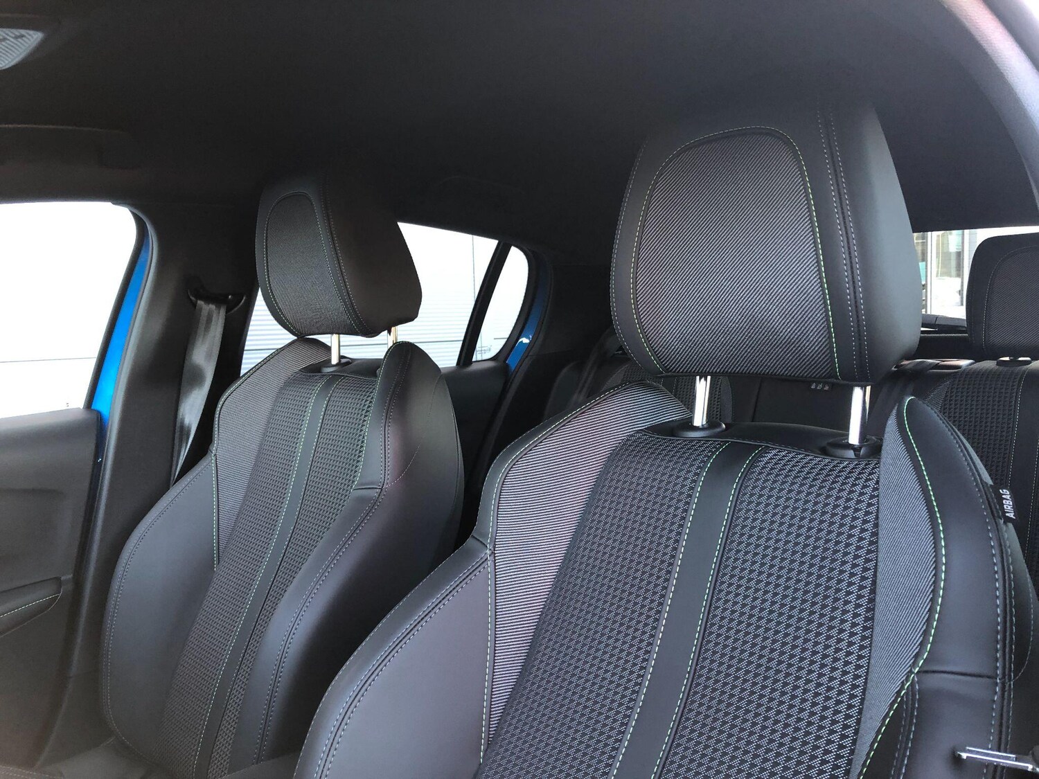 Used Peugeot E-208 2024 for sale - 76549947: Photo 46