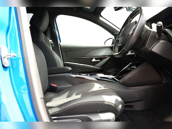 Used Peugeot E-208 2022 for sale - 78740941: Photo