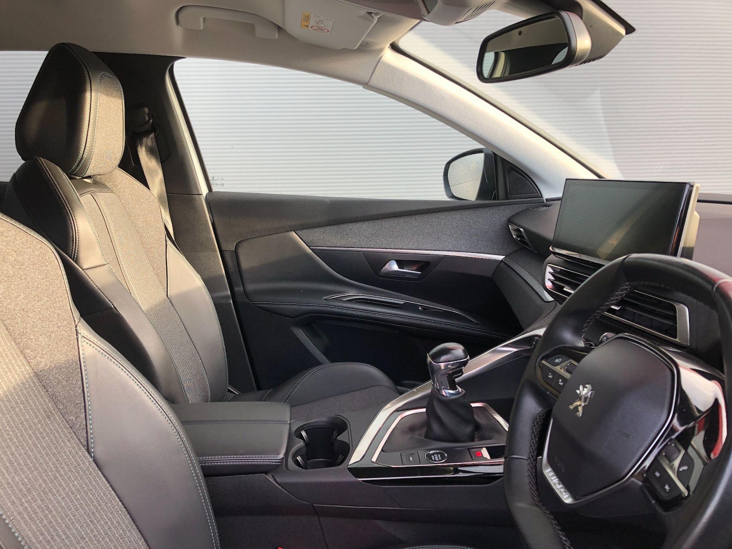 Used Peugeot 3008 2022 for sale - 76408889: Photo 16