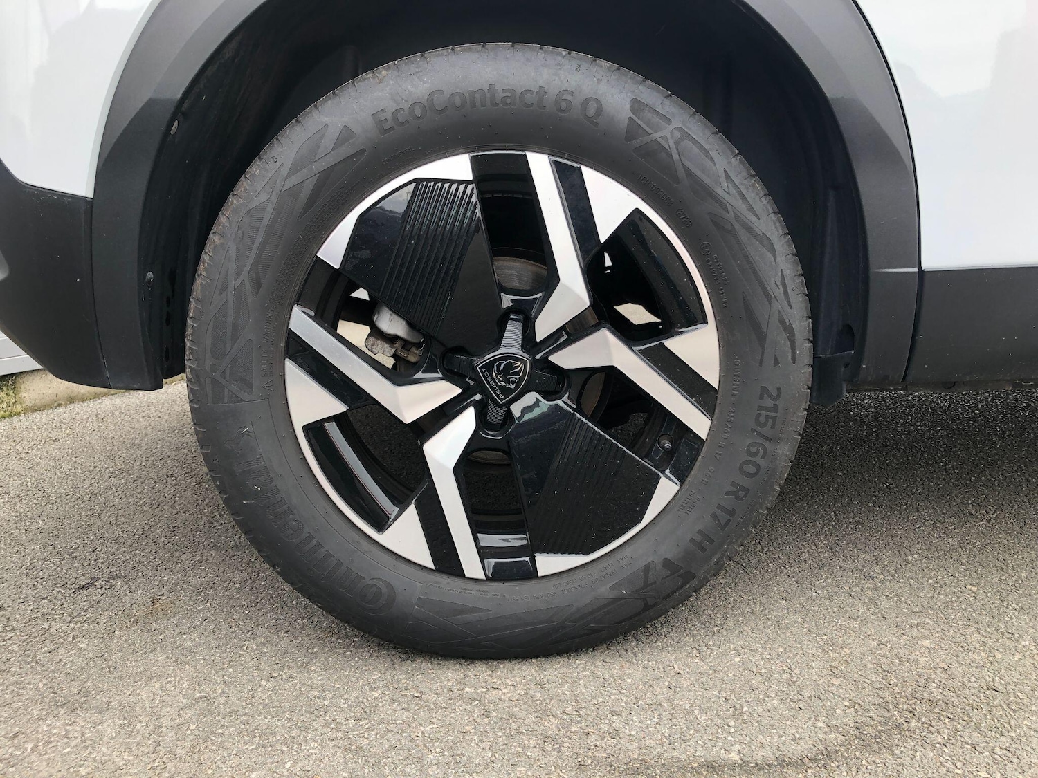 Used Peugeot 2008 2023 for sale - 76585451: Photo 33