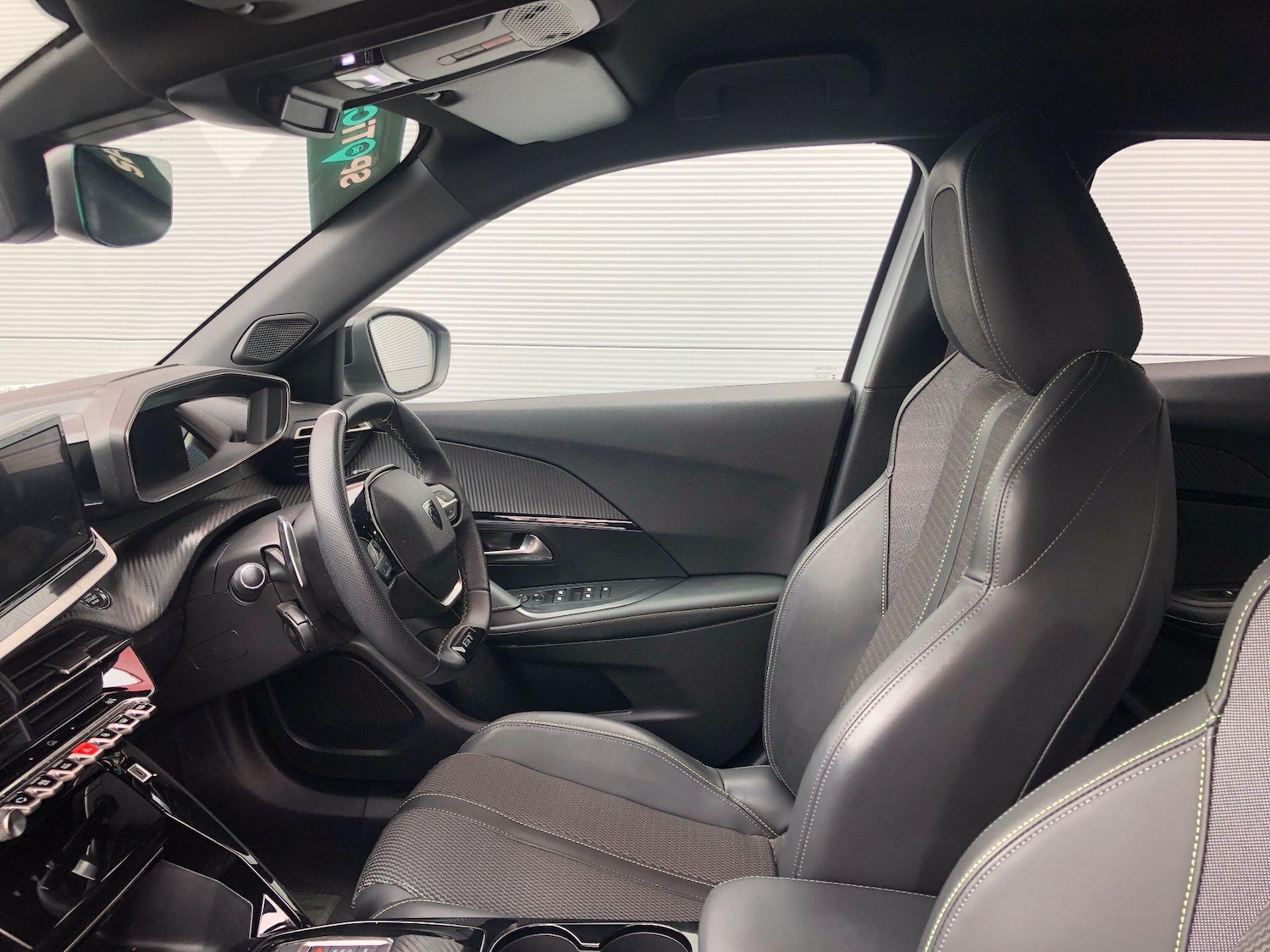 Used Peugeot 2008 2023 for sale - 76585451: Photo 44