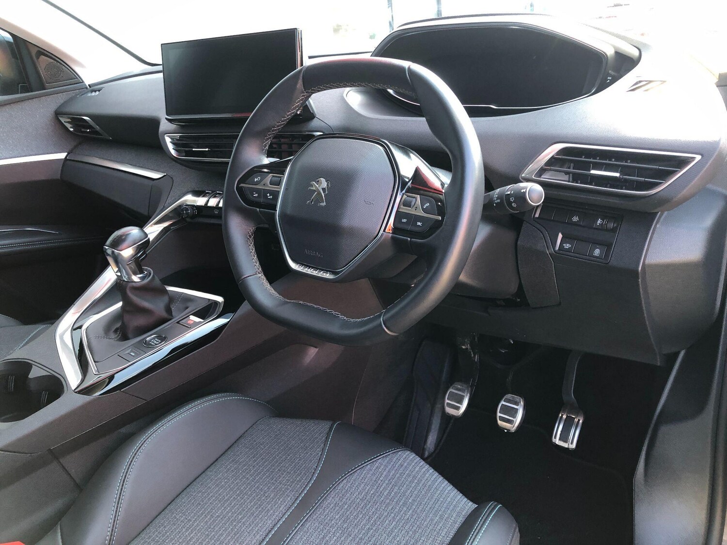 Used Peugeot 3008 2022 for sale - 77411991: Photo 39