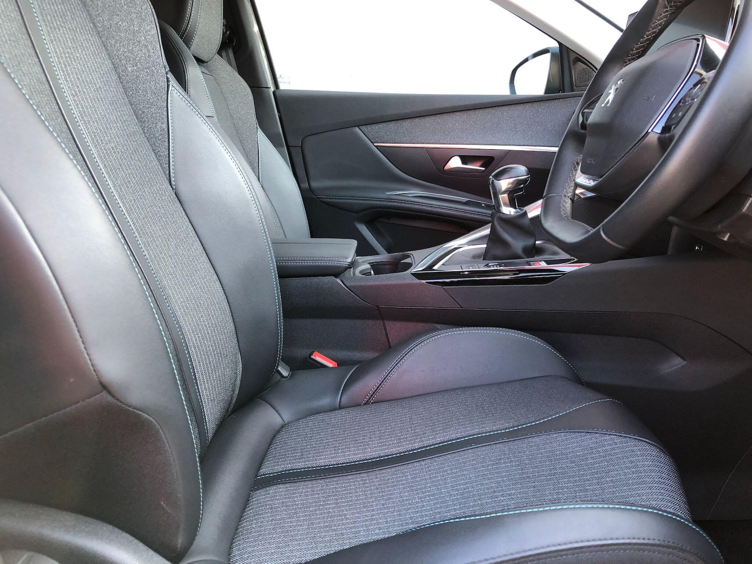 Used Peugeot 3008 2022 for sale - 77411991: Photo 43