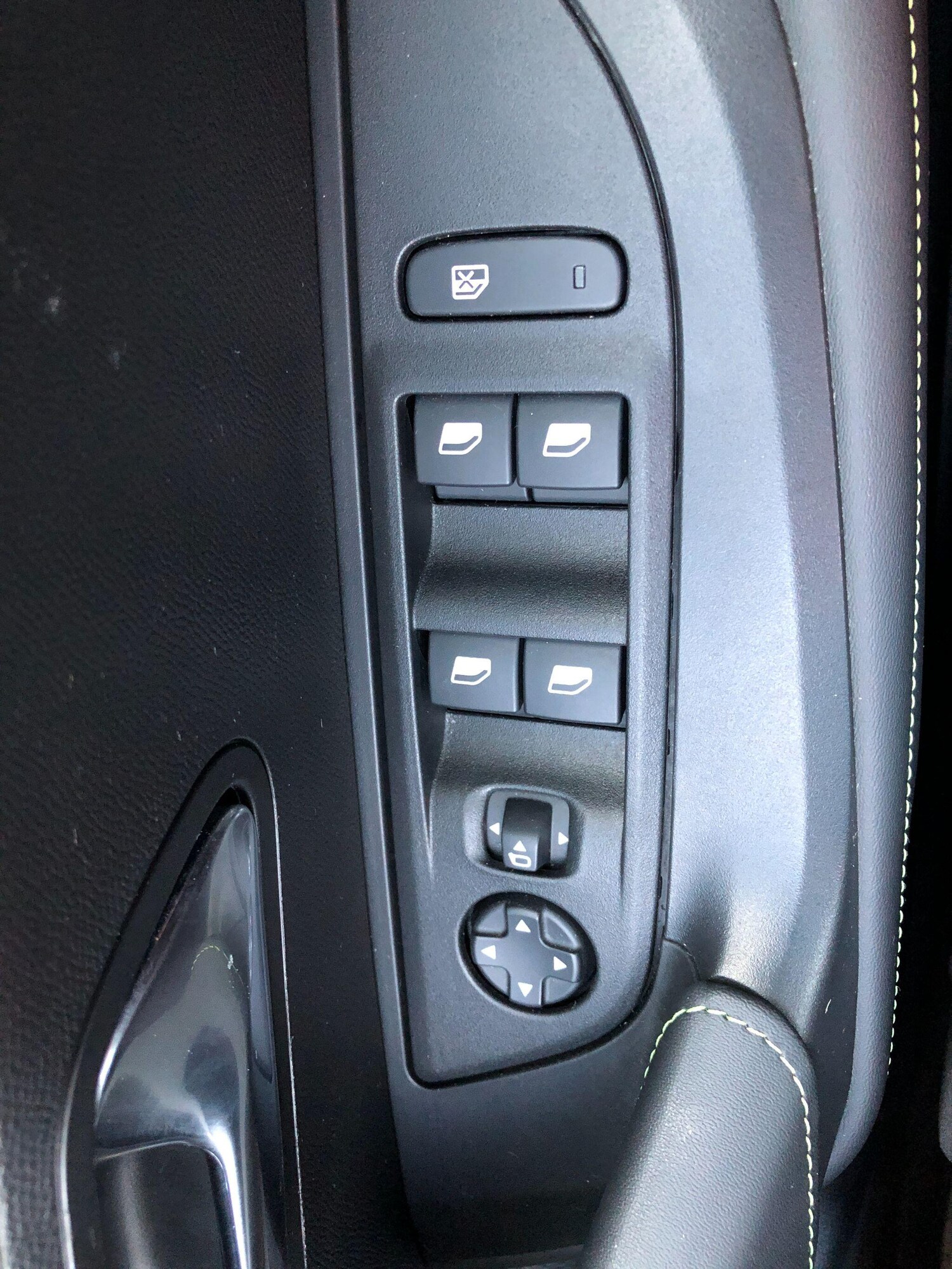 Used Peugeot 2008 2025 for sale - 76801468: Photo 24