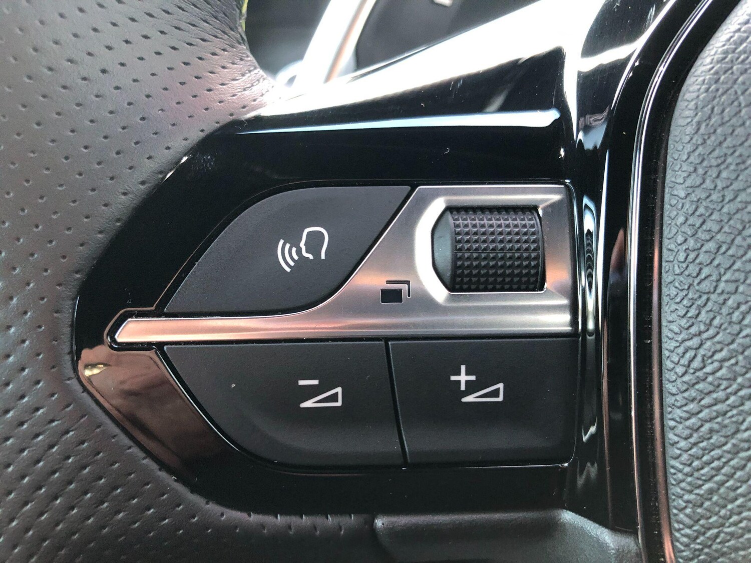 Used Peugeot 2008 2025 for sale - 76801468: Photo 25