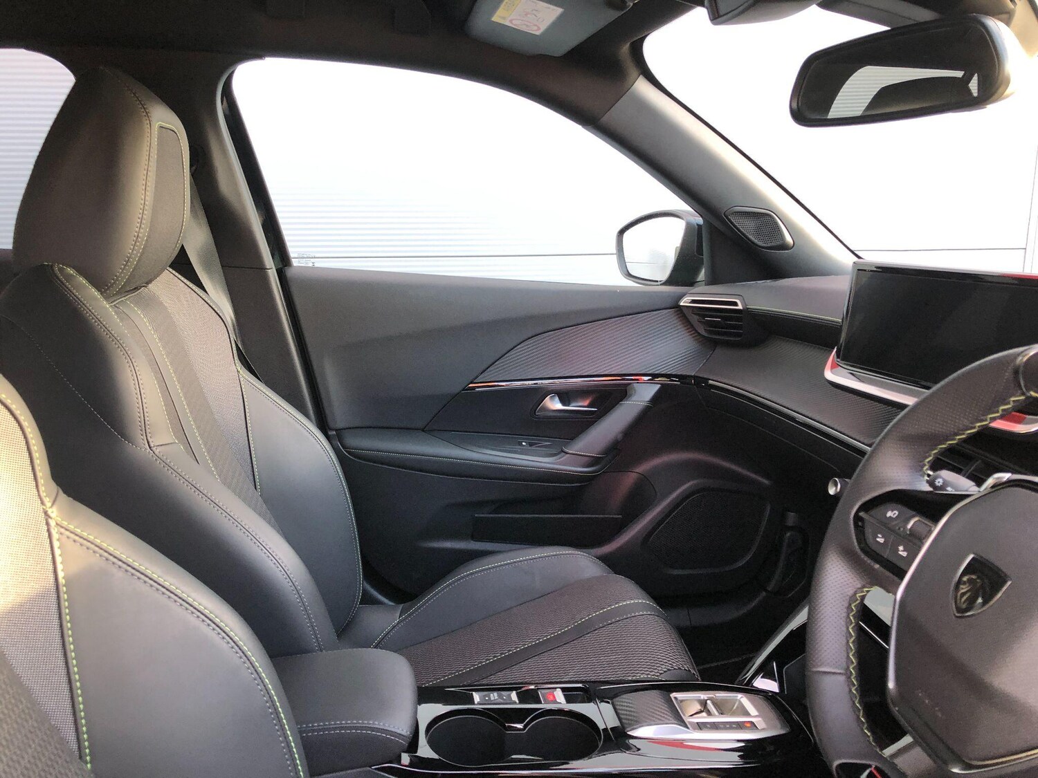 Used Peugeot 2008 2025 for sale - 76801468: Photo 44