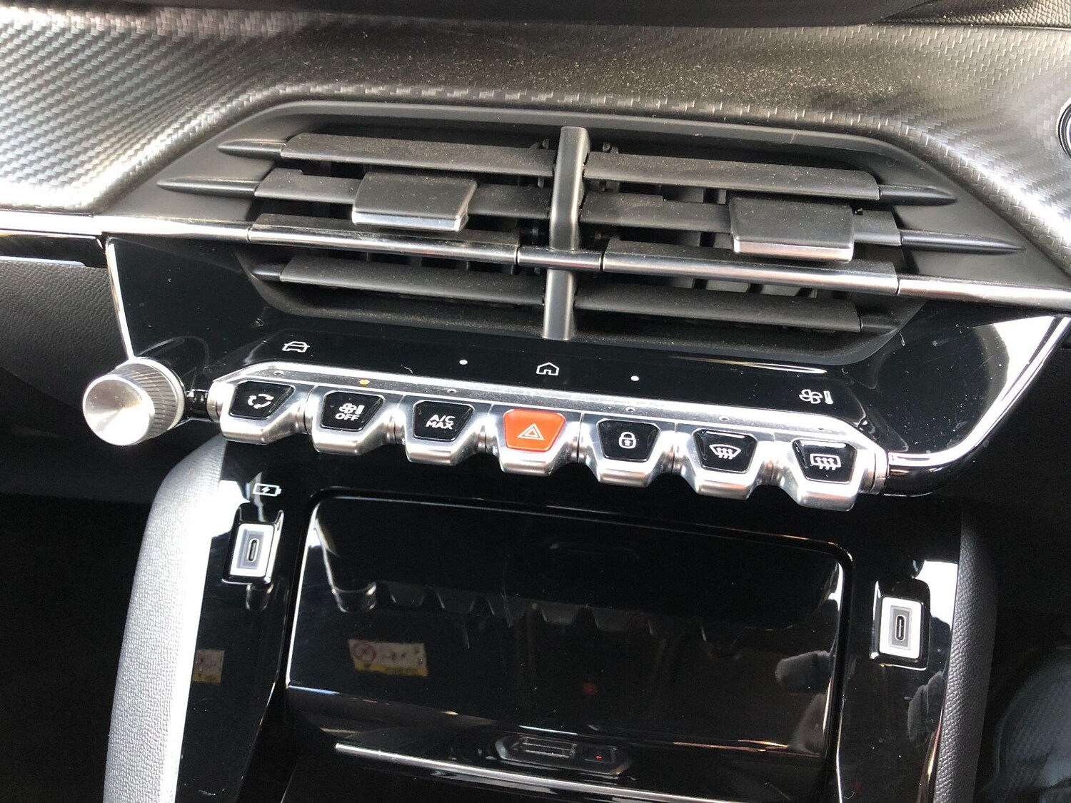 Used Peugeot 2008 2025 for sale - 76801468: Photo 46