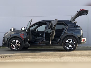 Used Peugeot 2008 2025 for sale - 76801468: Photo