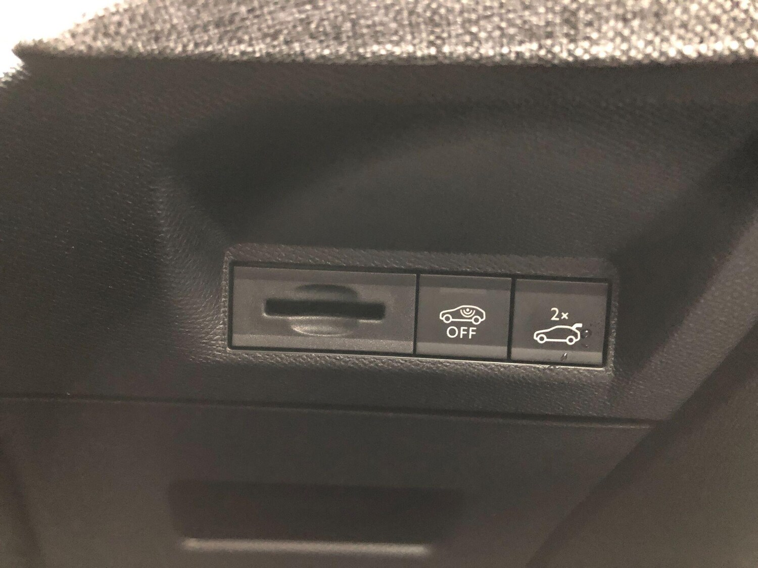 Used Peugeot 5008 2024 for sale - 77469283: Photo 32