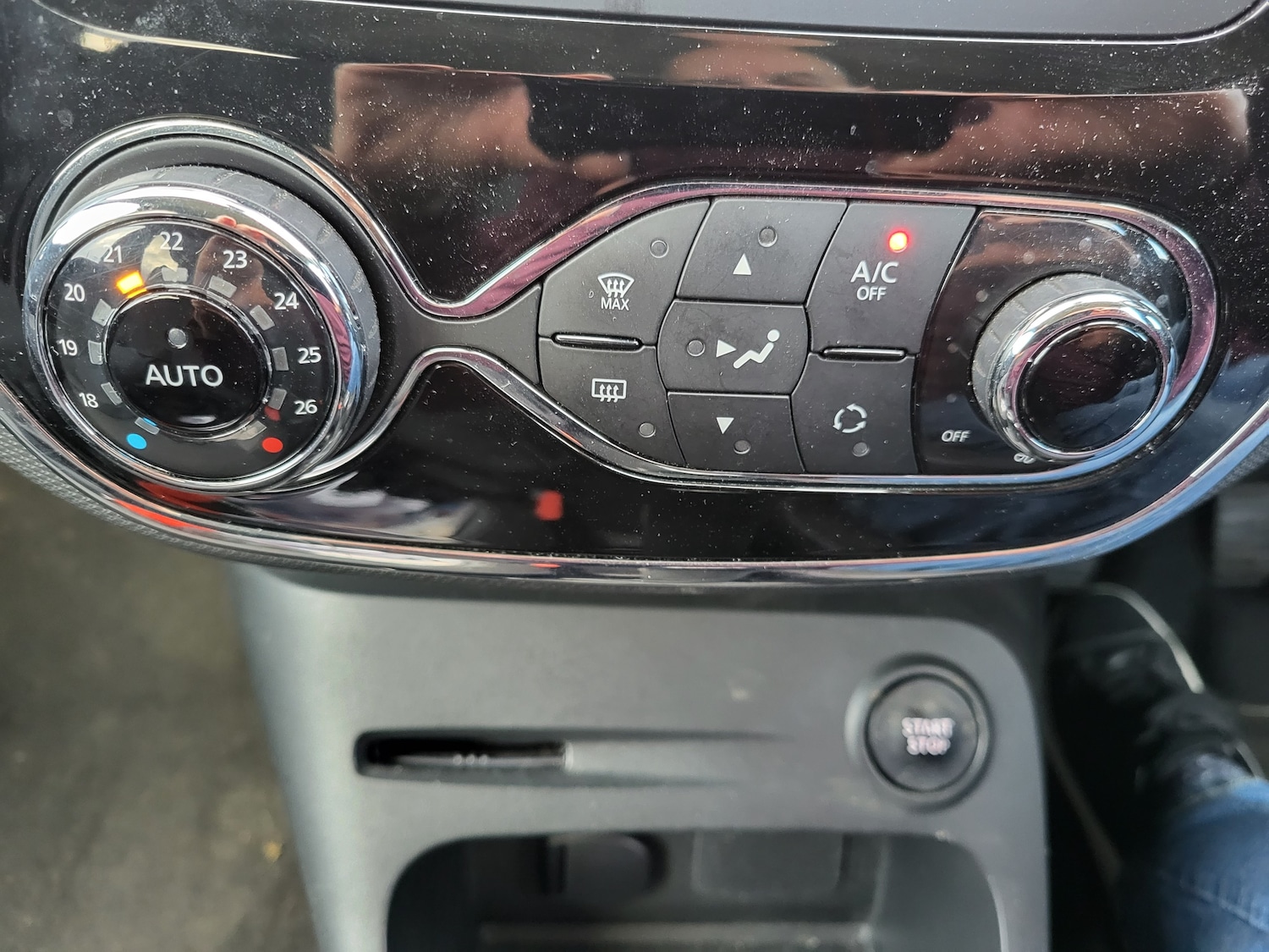 Used Renault Captur 2016 for sale - 76853601: Photo 18