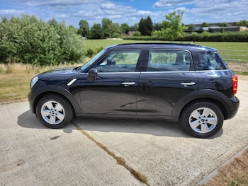 Used MINI Countryman 2016 for sale - 75937884: Photo