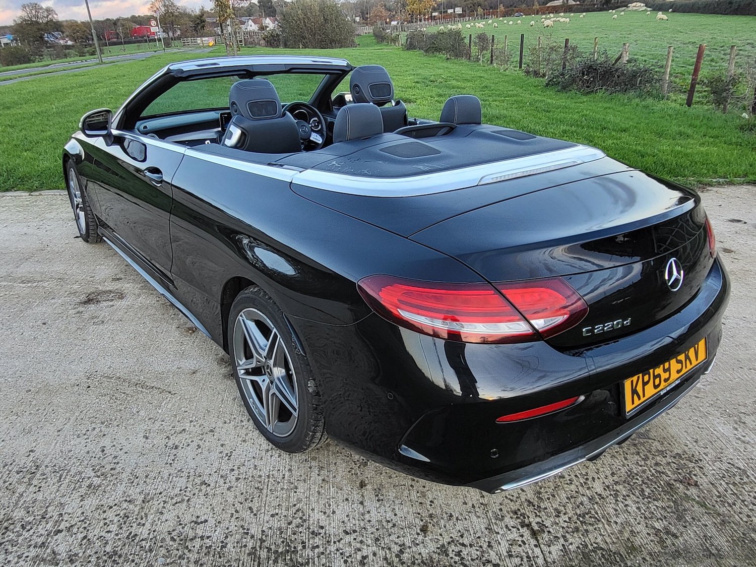 Used Mercedes-Benz C Class 2019 for sale - 76635026: Photo 3