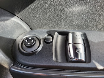 MINI - Hatch