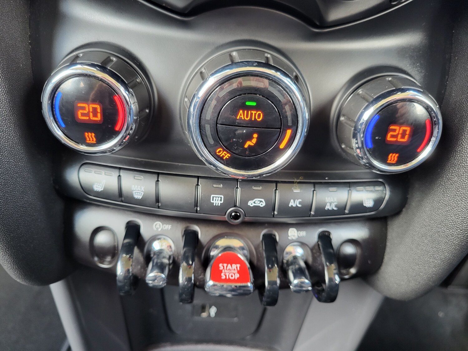 Used MINI Hatch 2019 for sale - 76019457: Photo 25