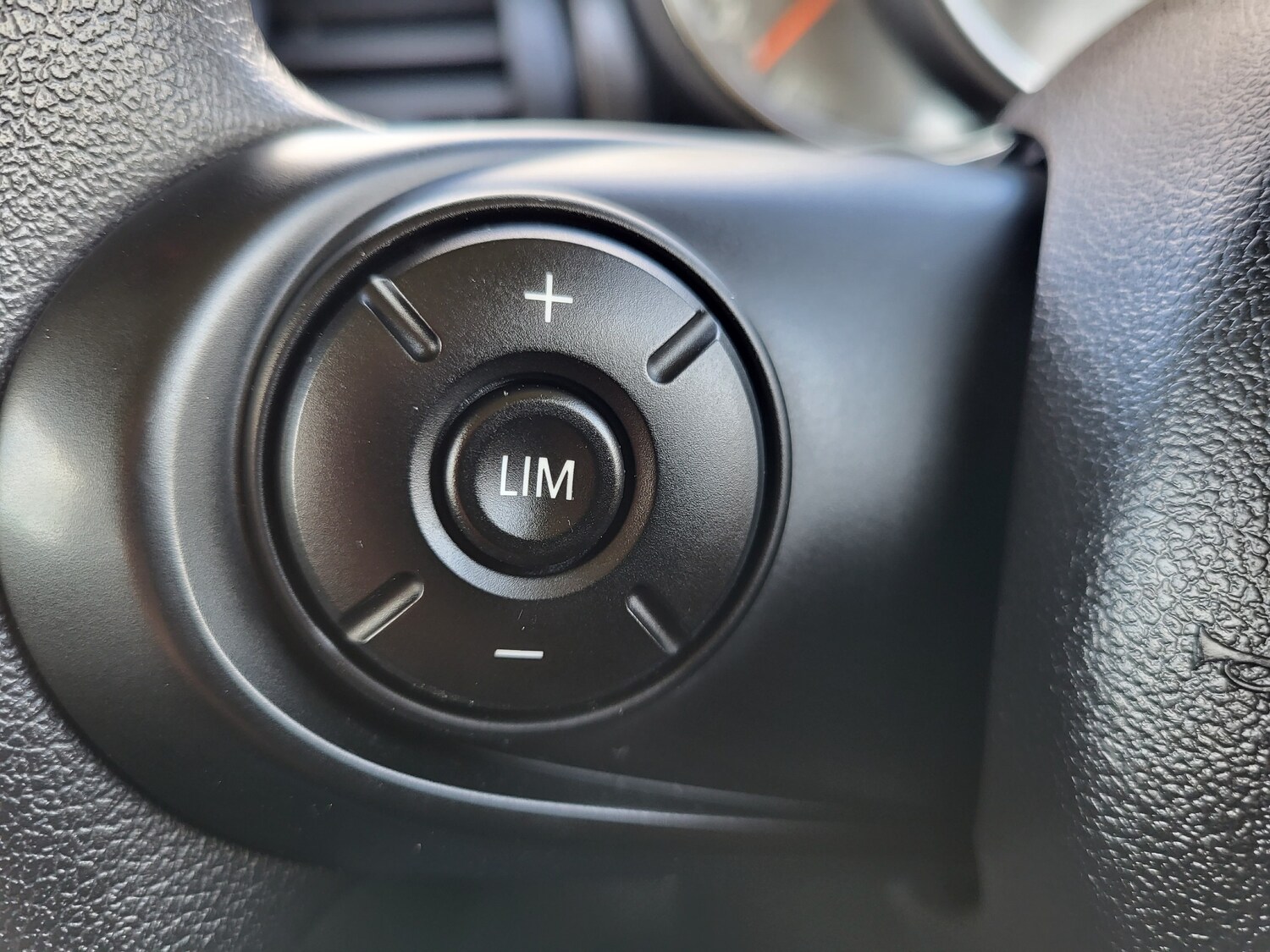 Used MINI Hatch 2019 for sale - 76019457: Photo 31