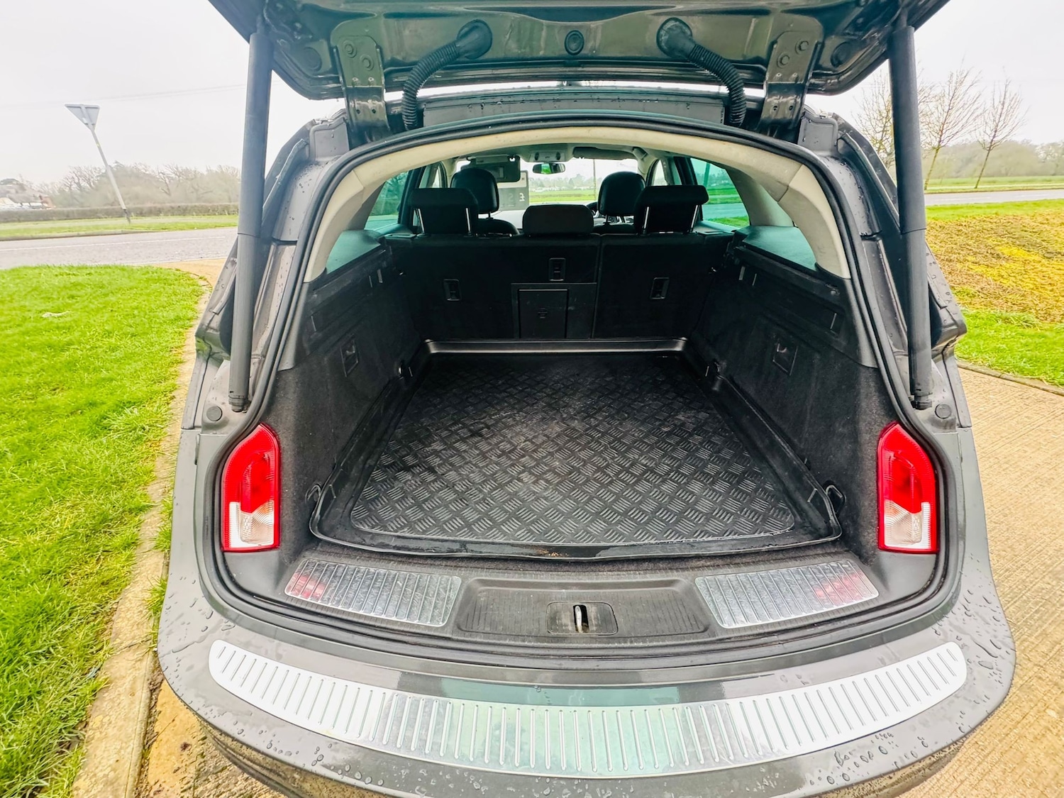 Used Vauxhall Insignia 2012 for sale - 77608067: Photo 6