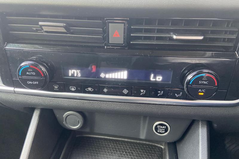 Used Nissan Qashqai for sale - 77697545: Photo 15