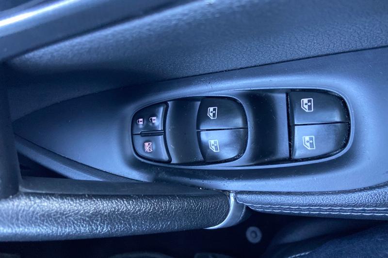 Used Nissan Qashqai 2018 for sale - 76603539: Photo 16