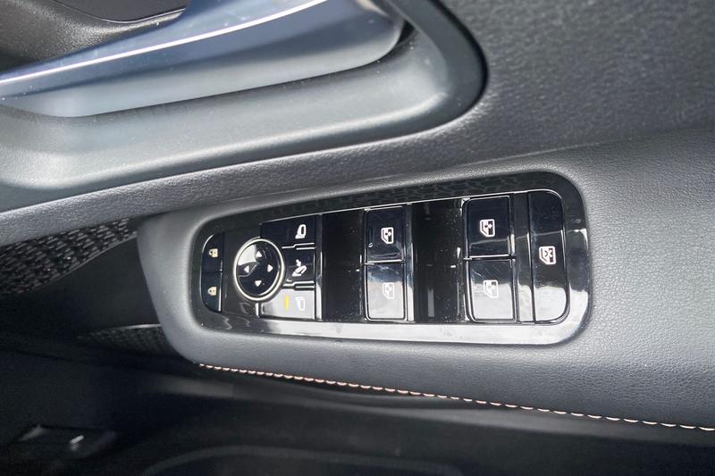 Used Nissan ARIYA 2025 for sale - 77332483: Photo 16