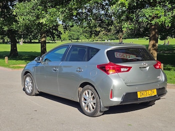 Used Toyota Auris 2013 for sale - 78675484: Photo