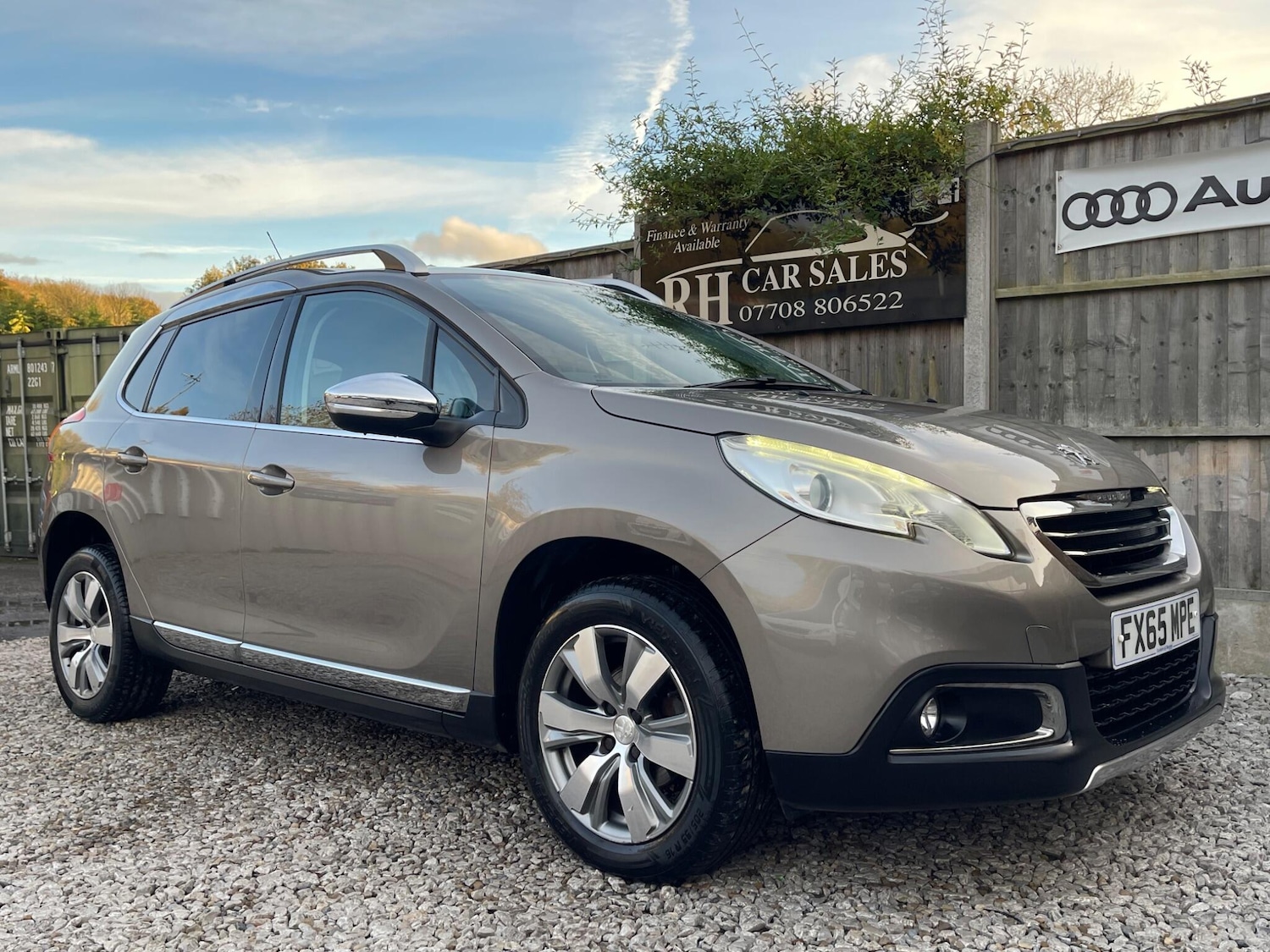 Used Peugeot 2008 2015 for sale - 76361235: Photo 15