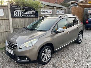 Used Peugeot 2008 2015 for sale - 76361235: Photo