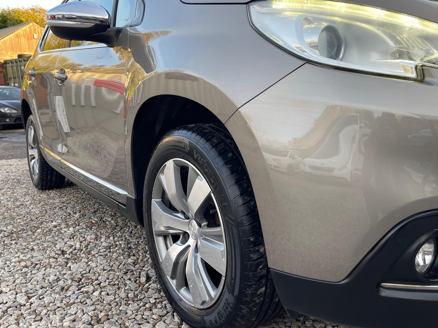 Used Peugeot 2008 2015 for sale - 76361235: Photo 31