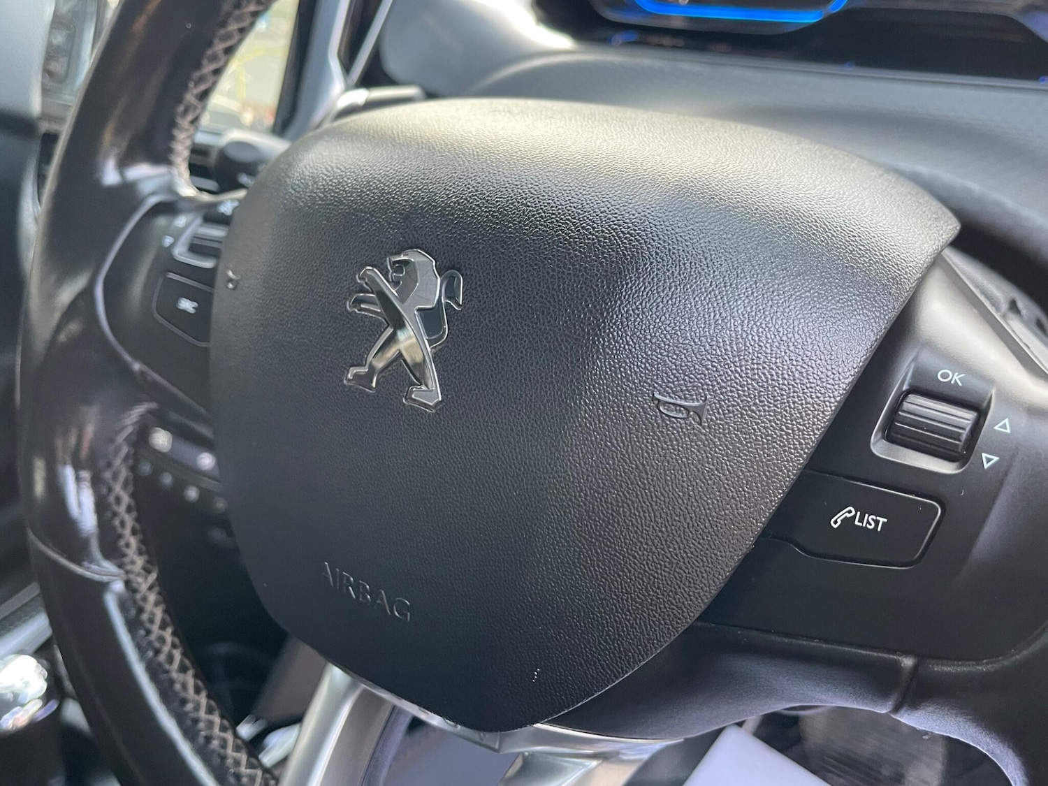 Used Peugeot 2008 2015 for sale - 76361235: Photo 50