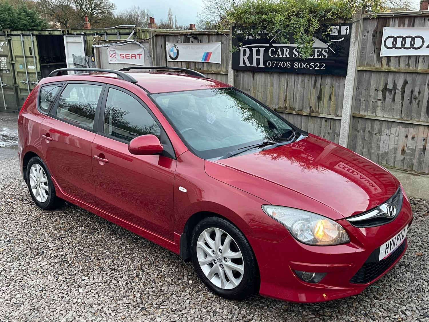 Used Hyundai i30 2011 for sale - 76620424: Photo 2