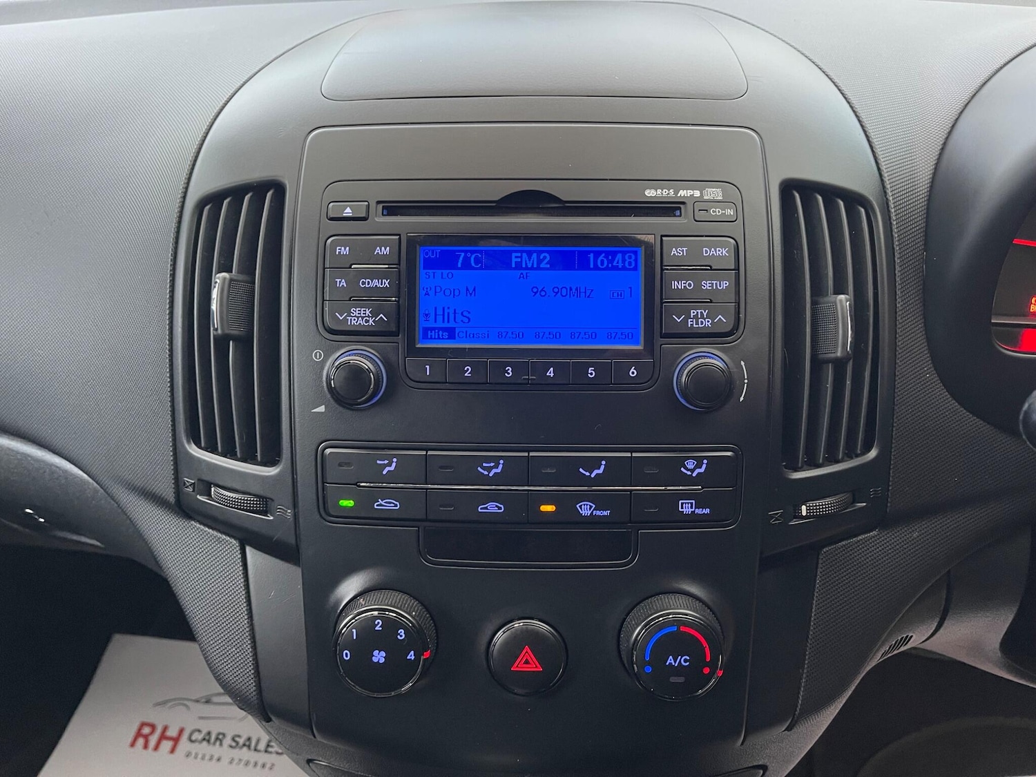 Used Hyundai i30 2011 for sale - 76620424: Photo 44