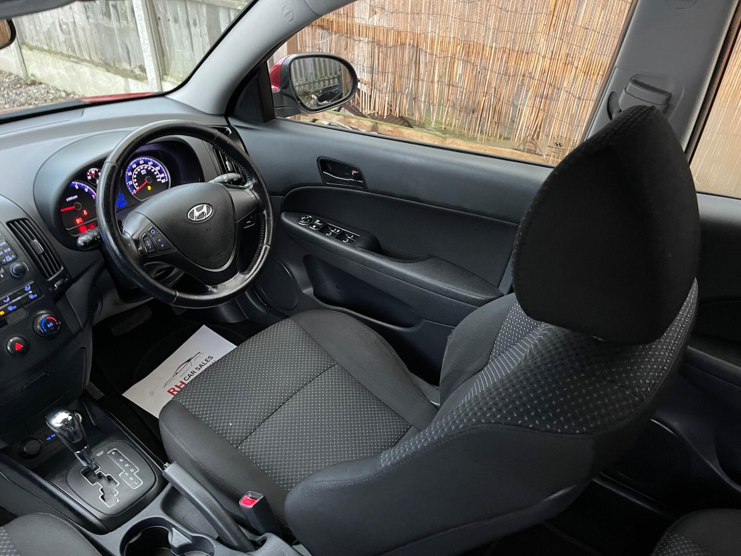 Used Hyundai i30 2011 for sale - 76620424: Photo 5