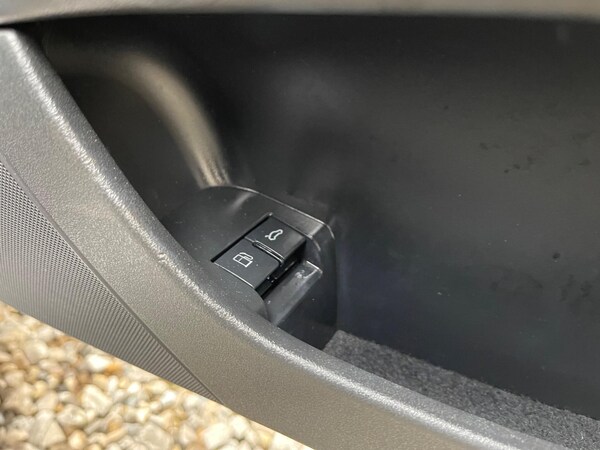 Used Audi TT 2007 for sale - 76151679: Photo 60