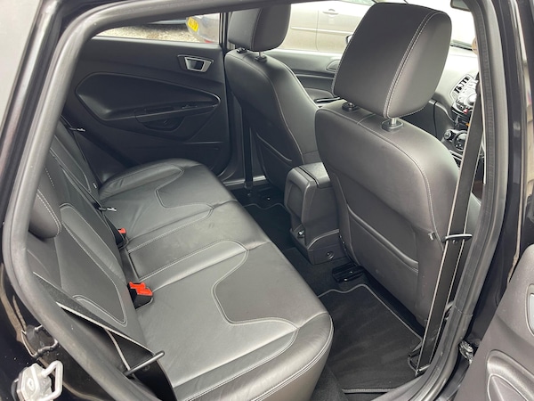 Used Ford Fiesta 2013 for sale - 76094739: Photo 44