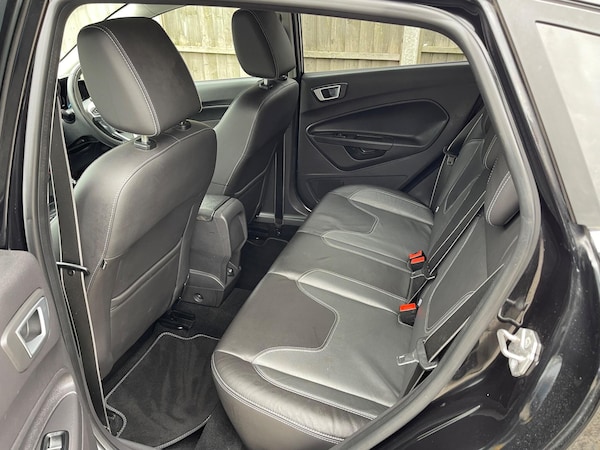 Used Ford Fiesta 2013 for sale - 76094739: Photo 45