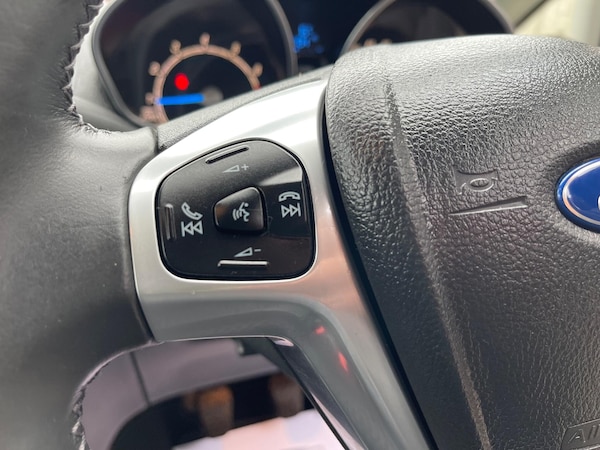 Used Ford Fiesta 2013 for sale - 76094739: Photo 53
