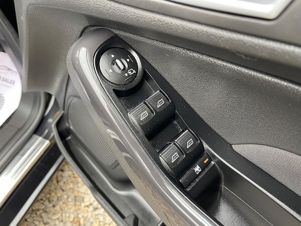 Used Ford Fiesta 2013 for sale - 76094739: Photo 58