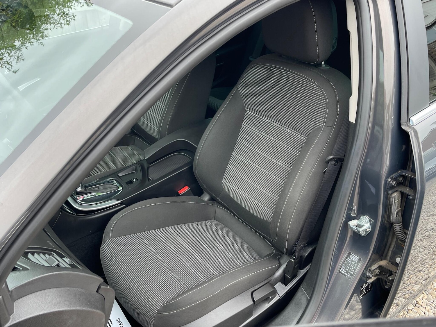 Vehicle 29