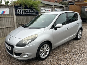 2010 (60) - 1.5 dCi I-Music Euro 4 5dr