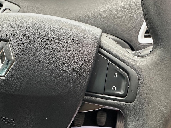 Used Renault Scenic 2010 for sale - 76159177: Photo 24