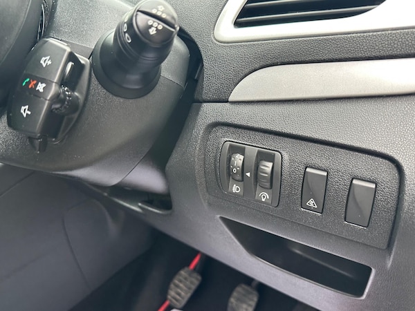 Used Renault Scenic 2010 for sale - 76159177: Photo 27