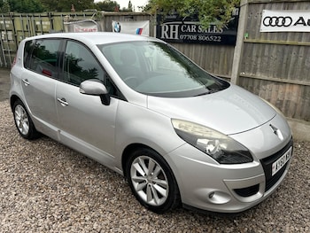 Used Renault Scenic 2010 for sale - 76159177: Photo 2
