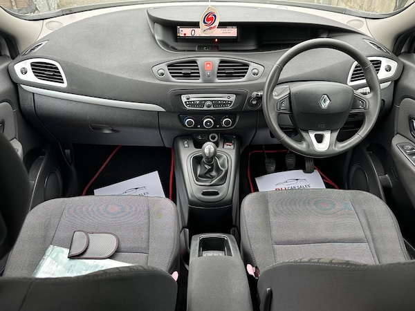 Used Renault Scenic 2010 for sale - 76159177: Photo 4