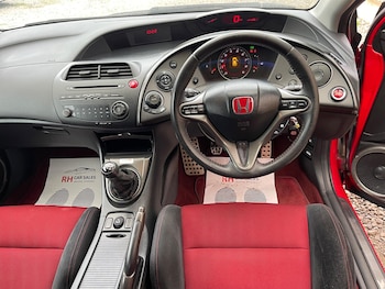 Used Honda Civic 2010 for sale - 76060211: Photo