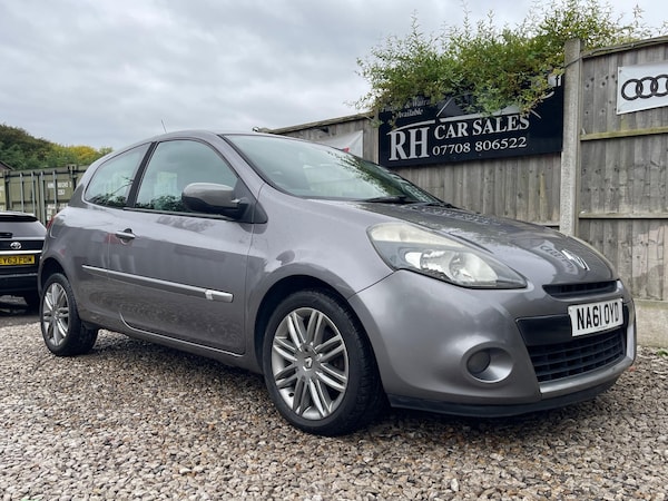 Used Renault Clio 2011 for sale - 76020316: Photo 17
