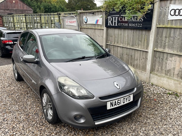 Used Renault Clio 2011 for sale - 76020316: Photo 25