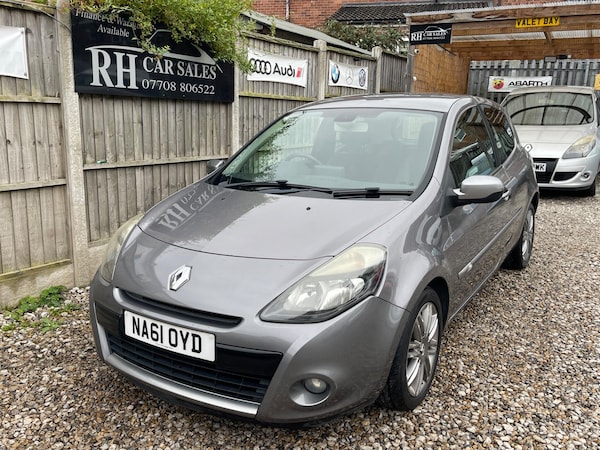 Used Renault Clio 2011 for sale - 76020316: Photo 26