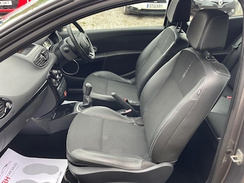 Used Renault Clio 2011 for sale - 76020316: Photo 4