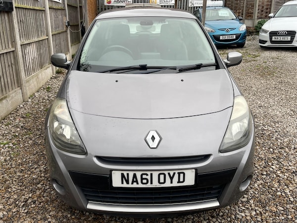 Used Renault Clio 2011 for sale - 76020316: Photo 8